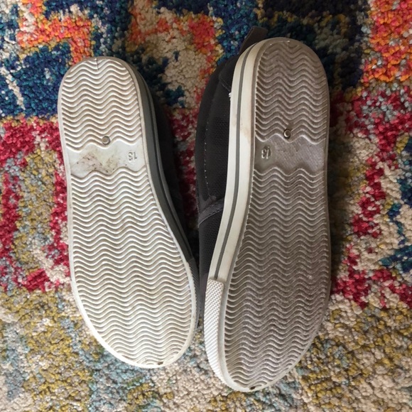 🧜🏼♀️3 for $15 item!🧜🏼♀️ gray camouflage slip ons - Picture 3 of 3